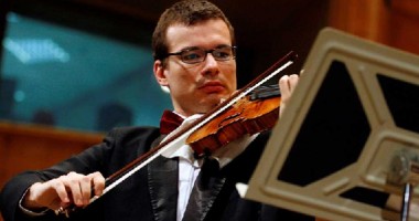 Stire din Cultură-Educație : Violonistul Alexandru Tomescu lansează DVD-ul "Stradivarius Obsessions"