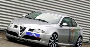 Stire din Eveniment : Alfa Romeo cu certificat  de înmatriculare fals, descoperit la graniță