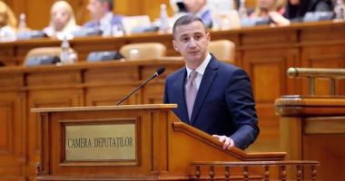 Stire din Actualitate : Alfred Simonis renunţă la interimatul Camerei Deputaţilor