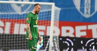 Denis Alibec, amenințat de unii suporteri după eliminarea din meciul cu Craiova