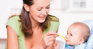 Stire din Diverse : Rețete pentru pici: foietaj umplut cu nucă