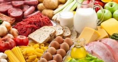 Stire din Social : Prețurile la alimentele de bază, plafonate pentru încă 60 de zile