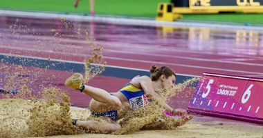 Stire din Sport : Alina Rotaru, victorie la JBL Jump Fest 2018