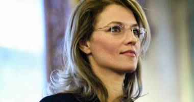 Stire din Politică-Administrație : Alina Gorghiu: Am văzut azi un premier care disprețuiește legea