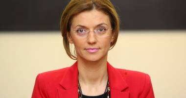 Stire din Politică-Administrație : Gorghiu: Vom începe efectuarea sondajelor în județe