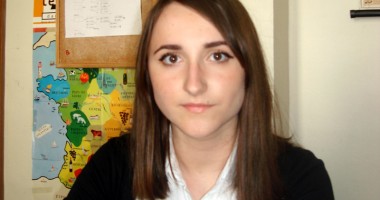 O elevă de la Colegiul de Arte se pregătește să ajungă vedetă la Hollywood - 2