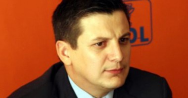 Stire din Politică-Administrație : Plenul Camerei Deputaților se reunește marțea viitoare pentru cazul Trășculescu