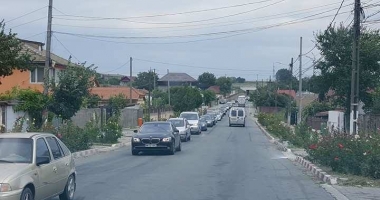 HAOS ÎN TRAFIC, LA CONSTANȚA. SE CIRCULĂ BARĂ LA BARĂ! - 2