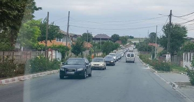 HAOS ÎN TRAFIC, LA CONSTANȚA. SE CIRCULĂ BARĂ LA BARĂ! - 3