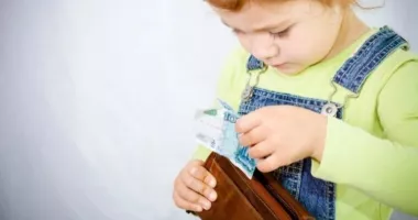 Stire din Actualitate : Germania taie alocațiile copiilor români