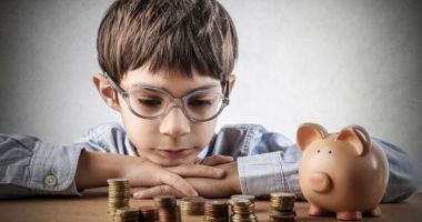 Stire din Social : Lege promulgată: Alocaţia de stat va fi indexată anual cu rata medie a inflaţiei
