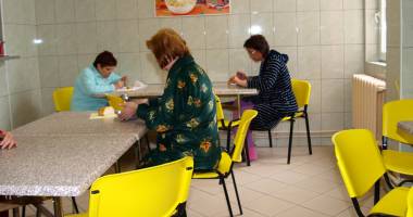 Stire din Sănătate : Alocațiile de hrană din spitale ar putea crește