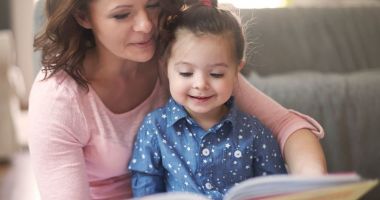 Stire din Social : Vouchere in loc de bani? "Alocațiile copiilor se mai joacă și la păcănele"