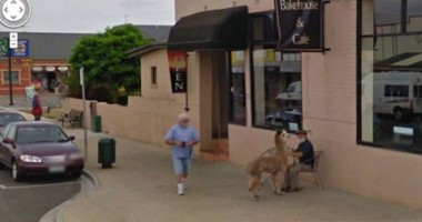 Top 10 cele mai ciudate IMAGINI surprinse de Google Street View | GALERIE FOTO - 10