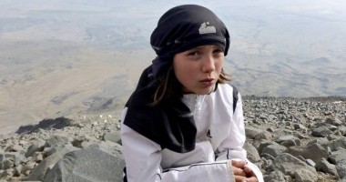 Stire din Sport : Alpinism: Dor Geta Popescu are doar 11 ani și a escaladat Muntele Sabalan
