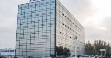 Stire din Economie : ALRO redirecționează peste 500.000 metri cubi de oxigen către secțiile de terapie intensivă