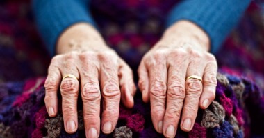 Stire din Sănătate : S-au făcut primele teste pentru tratamentul  de Alzheimer