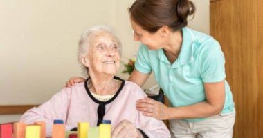 Stire din Actualitate : Numărul familiilor afectate de maladia Alzheimer ar putea sa se tripleze până în 2050