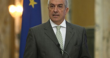 Stire din Politică-Administrație : "Am acceptat propunerea de a candida la șefia Senatului"