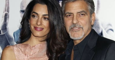 Stire din Monden : Amal, soția lui George Clooney, însărcinată cu gemeni