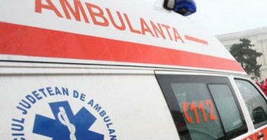 Bătrân găsit înghețat pe marginea drumului, după o noapte de căutări