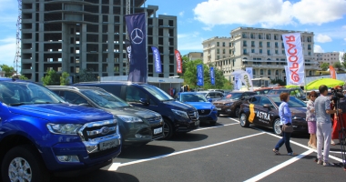Ambarcațiuni și autoturisme la prețuri promoționale, în portul Tomis - 11