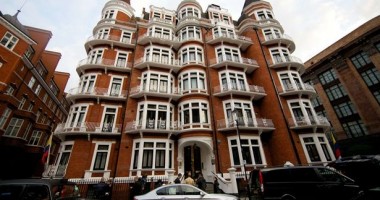 Stire din Actualitate : Ecuadorul denunță spionarea ambasadei sale din Londra