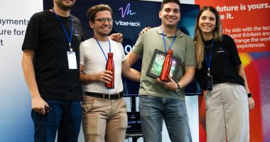 Ambasada, parte din VibeHack: primul hackathon no-code și AI din București - 3