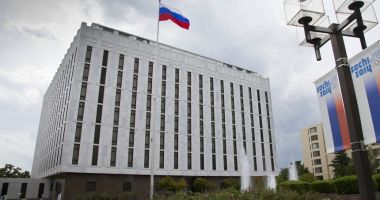 Ambasada Rusiei în SUA condamnă decizia Washingtonului de a trimite muniţii cu dispersie în Ucraina