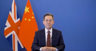 Stire din Actualitate : Ambasadorul Chinei în Marea Britanie nu a fost lăsat să intre în Parlament