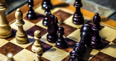 Stire din Sport : Ambiții și orgolii, la "Trofeul Litoralului" la șah