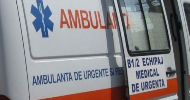 12 persoane rănite într-un accident rutier