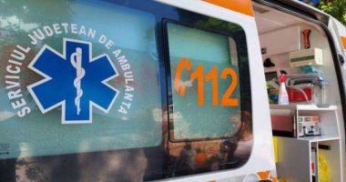Stire din Eveniment : Două fetiţe au ajuns la spital cu arsuri pe faţă şi pe mâini. Au asistat la un experiment desfăşurat într-un parc