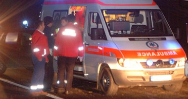 Stire din Eveniment : Un muncitor care monta ornamente de Crăciun a fost lovit mortal de un autobuz