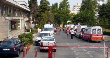 Stire din Sănătate : Ambulanța Constanța, suprasolicitată de bețivi și bătăuși