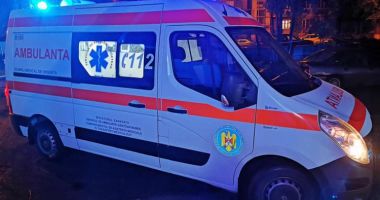 Proiect adoptat: Ambulanţele pot folosi semnale de avertizare luminoase de culoare roşie