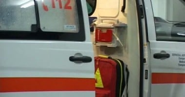 Stire din Eveniment : Un bebeluș a murit în ambulanță, la scurt timp după naștere