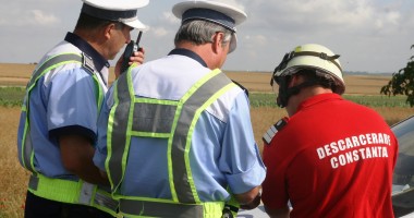 Stire din Eveniment : Trei persoane rănite într-un accident rutier ce s-a petrecut între Băneasa și Lipnița