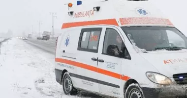 Stire din Eveniment : O femeie a născut acasă în mijlocul viscolului. Salvarea a venit în ultimul moment