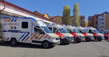 Stire din Social : România cumpără ambulanțe noi prin PNRR pentru SMURD și Serviciile Județene