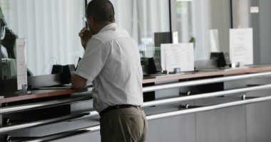 Stire din Social : ANPC. Amenzi de aproape un milion de lei pentru băncile care ne păcălesc la credite