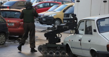 AMENINȚARE CU BOMBĂ ÎN CONSTANȚA: "Înainte să deschizi mașina, sună-mă!" - 2