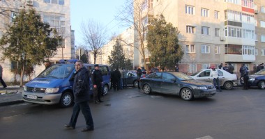 AMENINȚAREA CU BOMBĂ este falsă! - 6