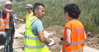 Stire din Social : Amenzi de 12 milioane lei, date de inspectorii de muncă