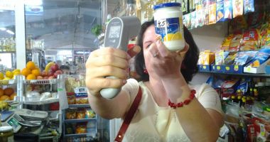 Stire din Social : Direcția Sanitar-Veterinară  a retras mii de kilograme  de alimente de pe piață