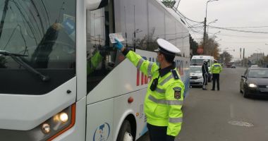 Stire din Eveniment : Amenzi de peste 8,6 milioane de lei pentru cei fără mască de protecție
