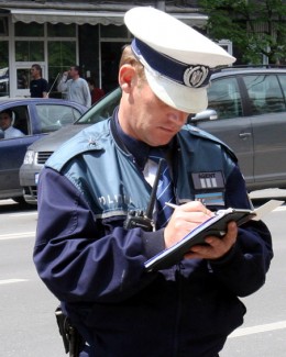 Stire din Eveniment : Atenție, pietoni! Polițiștii rutieri dau amenzi