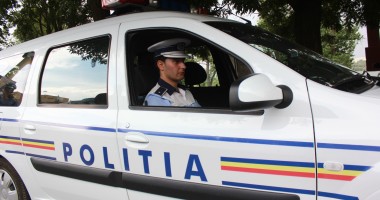 Stire din Eveniment : Peste 2.000 de sancțiuni "oferite" de rutieriști șoferilor vitezomani