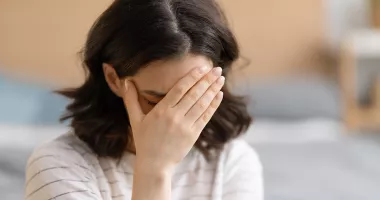Stire din Sănătate : Amețelile provocate de glicemia mare - un semnal de alarmă pe care nu trebuie să îl ignorați