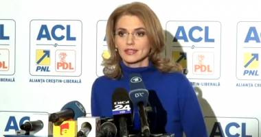 Stire din Politică-Administrație : Alina Gorghiu: "Am început discuții pentru formarea majorității"